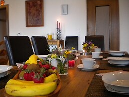 Outstanding Chalet for Groups South Facing Breathtaking Views all Year