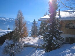 Outstanding Chalet for Groups South Facing Breathtaking Views all Year