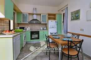 Large Pool & Garden, Billiard, Peaceful Area, Near to the Sea, Coral B