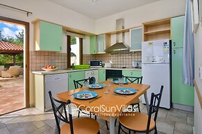 Large Pool & Garden, Billiard, Peaceful Area, Near to the Sea, Coral B