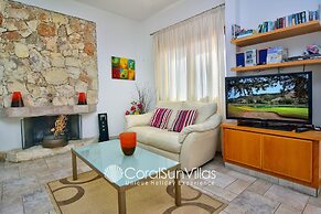 Large Pool & Garden, Billiard, Peaceful Area, Near to the Sea, Coral B