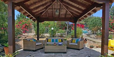 Large Pool & Garden, Billiard, Peaceful Area, Near to the Sea, Coral B