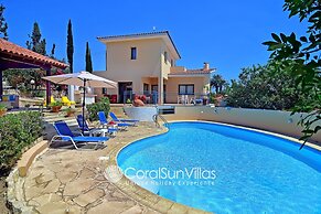 Large Pool & Garden, Billiard, Peaceful Area, Near to the Sea, Coral B