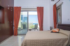 Stunning new Beach Front Villa,1st Line to the Beach, Large Pool, Wond