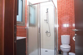 Stunning new Beach Front Villa,1st Line to the Beach, Large Pool, Wond