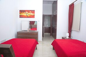 Stunning new Beach Front Villa,1st Line to the Beach, Large Pool, Wond