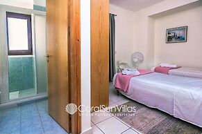 Wonderful Quiet Area, Completely Privacy, Large Private Pool, Colourfu