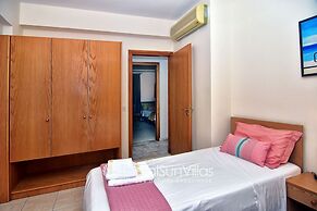 Wonderful Quiet Area, Completely Privacy, Large Private Pool, Colourfu