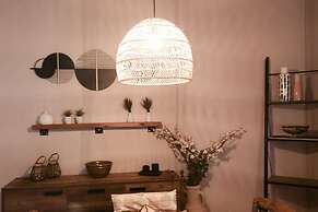 The Authentic and Charming Montrealer