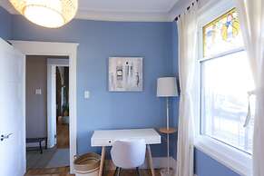 The Authentic and Charming Montrealer