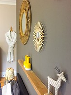 The Authentic and Charming Montrealer