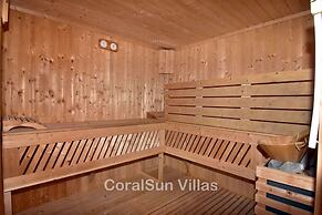 Amazing Luxury Villa, Enormous Heated Pool Jacuzzi, Gym, Games Room In