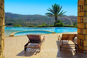 Amazing Luxury Villa, Enormous Heated Pool Jacuzzi, Gym, Games Room In
