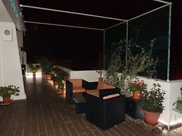 Lovely Penthouse With Private sun Terrace Between Valletta and Sliema
