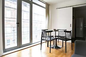 Henry Street - Apt 20