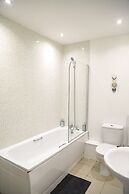 Henry Street - Apt 20