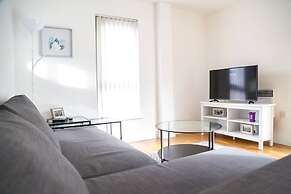 Henry Street - Apt 20