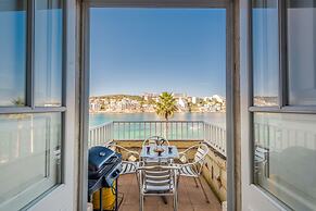 Blue Harbour 1 Seafront Holiday 2-bedroom Apartment With Terrace St Pa