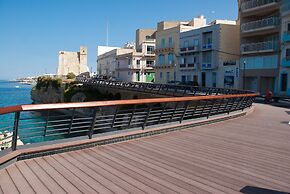 Blue Harbour 1 Seafront Holiday 2-bedroom Apartment With Terrace St Pa