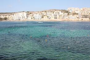 Getawaysmalta - Bayview Apartment in St Paul's Bay