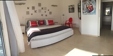 New Fantastic Apartment near Palm Beach