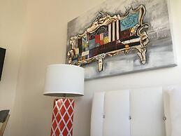 New Fantastic Apartment near Palm Beach