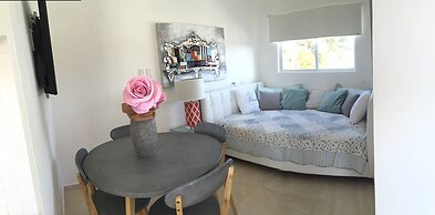 New Fantastic Apartment near Palm Beach