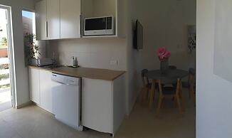 New Fantastic Apartment near Palm Beach