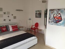 New Fantastic Apartment near Palm Beach