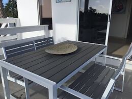 New Fantastic Apartment near Palm Beach