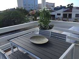 New Fantastic Apartment near Palm Beach