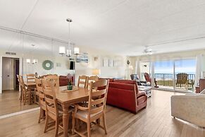 Oceanfront Beach Condo with Private Balcony, Short Walk to Pool and Be