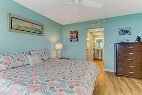 Oceanfront Beach Condo with Private Balcony, Short Walk to Pool and Be