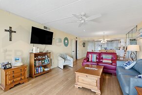 Oceanfront Beach Condo with Private Balcony, Short Walk to Pool and Be