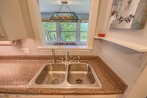 Guadalupe River Retreat RR 1324 4 Bedroom Home by RedAwning