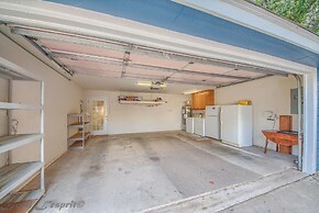 Guadalupe River Retreat RR 1324 4 Bedroom Home by RedAwning