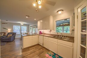 Guadalupe River Retreat RR 1324 4 Bedroom Home by RedAwning