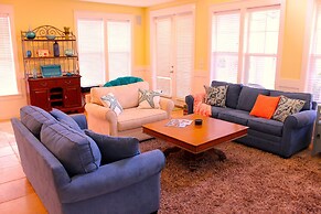 1337 Laurel Grove 3 Bedroom Home by RedAwning