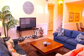 1337 Laurel Grove 3 Bedroom Home by RedAwning