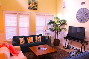 1337 Laurel Grove 3 Bedroom Home by RedAwning