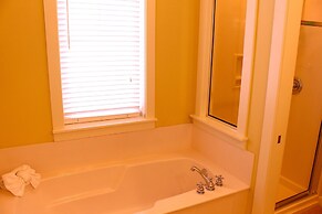 1337 Laurel Grove 3 Bedroom Home by RedAwning