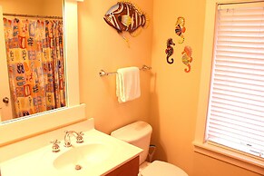 1337 Laurel Grove 3 Bedroom Home by RedAwning