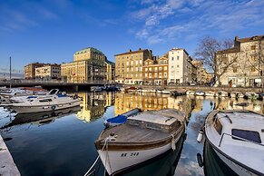 Luxury Number 1 Apartments