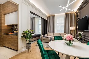 Luxury Number 1 Apartments