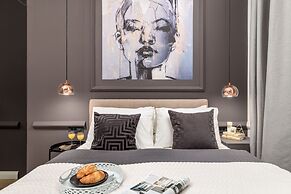 Luxury Number 1 Apartments