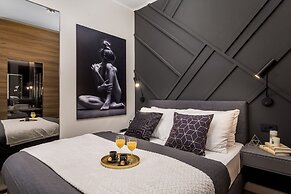 Luxury Number 1 Apartments