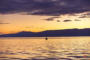 Luxury Number 1 Apartments