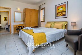 Exceptional Large Villa, Free Heated Pool 1 NOV - 15 Jan, Privacy,prim