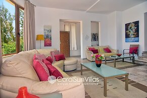 Exceptional Large Villa, Free Heated Pool 1 NOV - 15 Jan, Privacy,prim