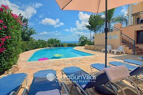 Exceptional Large Villa, Free Heated Pool 1 NOV - 15 Jan, Privacy,prim